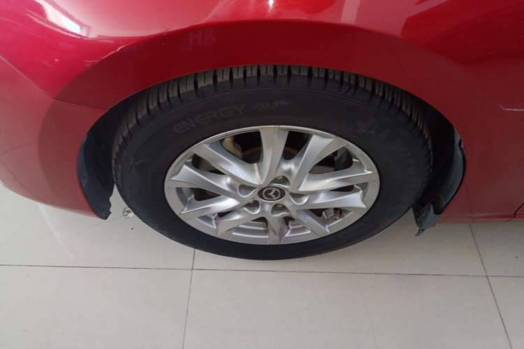 Used Mazda 3 Axela 2017 Hatchback 1.5L Automatic Luxury Model Emission Standard China V Left Front Wheel Hub