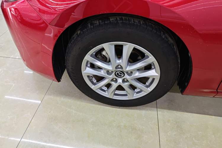 Used Mazda 3 Axela 2017 Sedan 1.5L Automatic Comfort Model Emission Standard China V Left Front Wheel Hub