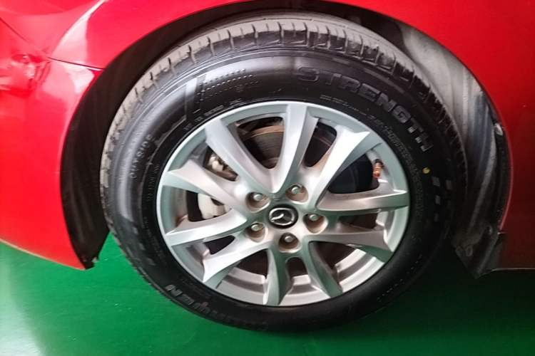 Used Mazda 3 Axela 2017 Sedan 1.5L Automatic Luxury Model Emission Standard China V Left Front Wheel Hub
