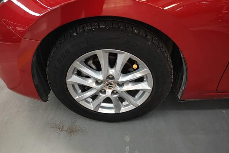 Used Mazda 3 Axela 2017 Sedan 1.5L Automatic Comfort Model Emission Standard China V Left Front Wheel Hub