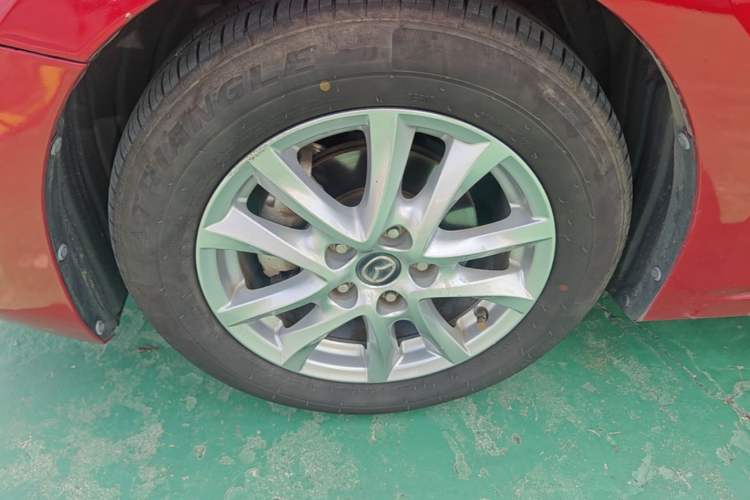 Used Mazda 3 Axela 2017 Sedan 1.5L Automatic Comfort Model Emission Standard China V Left Front Wheel Hub