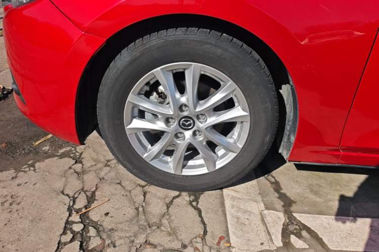 Used Mazda 3 Axela 2017 Sedan 1.5L Automatic Luxury Model Emission Standard China V Left Front Wheel Hub