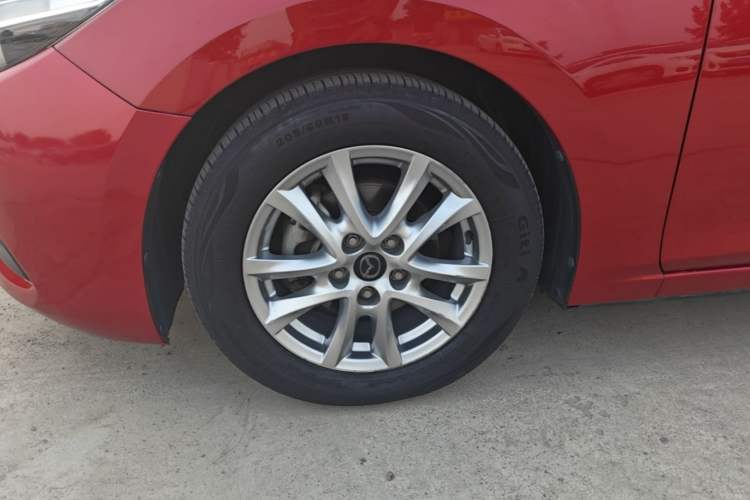Used Mazda 3 Axela 2017 Sedan 1.5L Automatic Comfort Model Emission Standard China V Left Front Wheel Hub