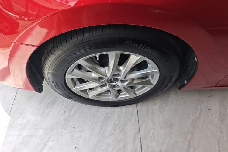 Used Mazda 3 Axela 2017 Sedan 1.5L Automatic Comfort Model China VI Standard Left Front Wheel Hub