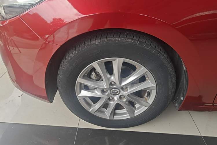 Used Mazda 3 Axela 2017 Sedan 1.5L Automatic Comfort Model China VI Standard Left Front Wheel Hub