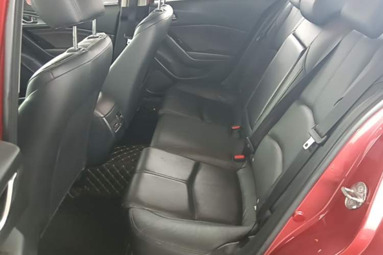 Used Mazda 3 Axela 2017 Sedan 2.0L Automatic Prestige Model China V Standard Left Rear Seat