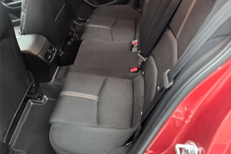 Used Mazda 3 Axela 2017 Sedan 1.5L Automatic Luxury Model Emission Standard China V Left Rear Seat