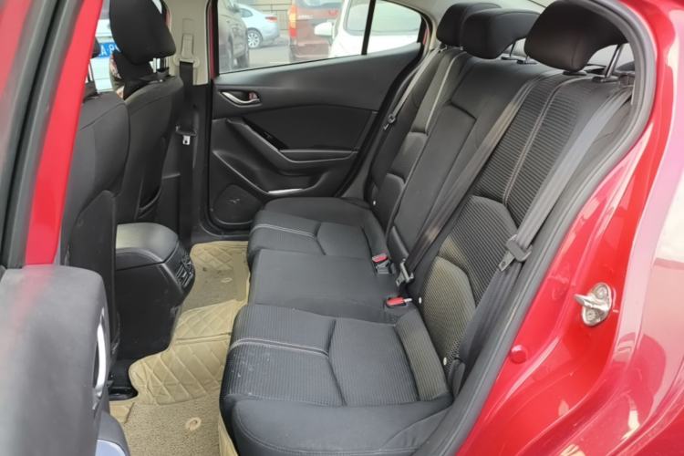Used Mazda 3 Axela 2017 Sedan 1.5L Automatic Luxury Model Emission Standard China V Left Rear Seat
