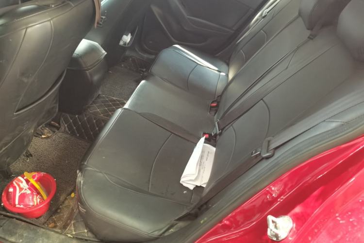 Used Mazda 3 Axela 2017 Sedan 1.5L Automatic Comfort Model Emission Standard China V Left Rear Seat