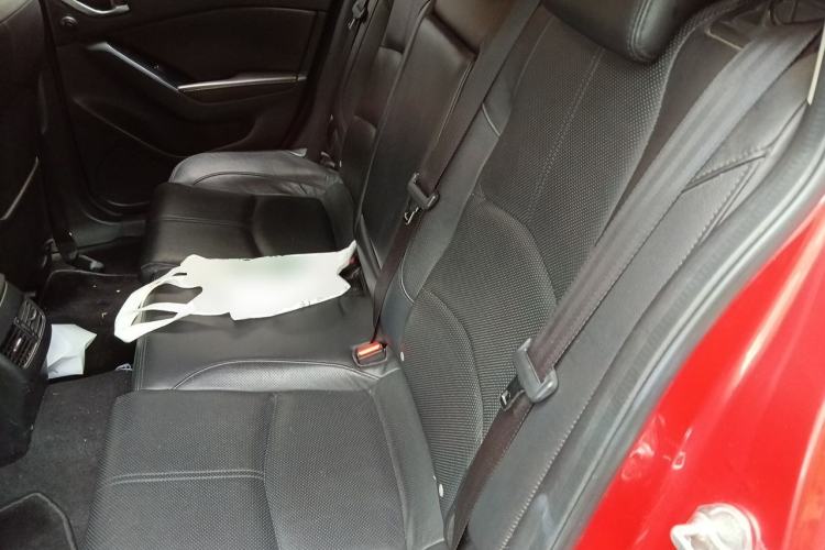 Used Mazda 3 Axela 2017 Hatchback 2.0L Automatic Sport Model China V Emission Standard Left Rear Seat