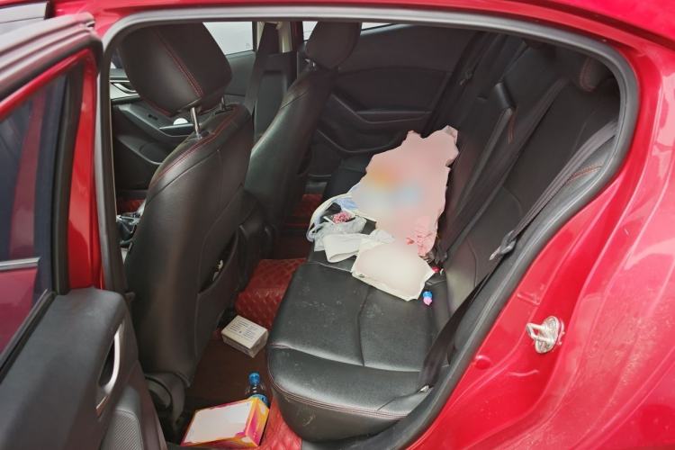 Used Mazda 3 Axela 2017 Sedan 1.5L Automatic Comfort Model Emission Standard China V Left Rear Seat