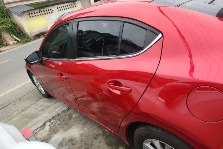 Used Mazda 3 Axela 2017 Sedan 1.5L Automatic Luxury Model China VI Standard Left Side