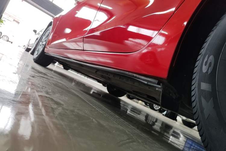 Used Mazda 3 Axela 2017 Sedan 1.5L Automatic Luxury Model Emission Standard China V Left Side Sill