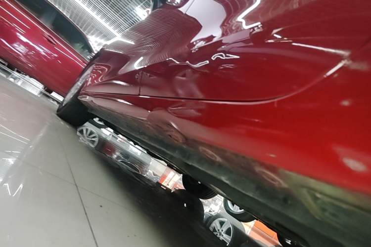 Used Mazda 3 Axela 2017 Sedan 1.5L Automatic Comfort Model Emission Standard China V Left Side Sill