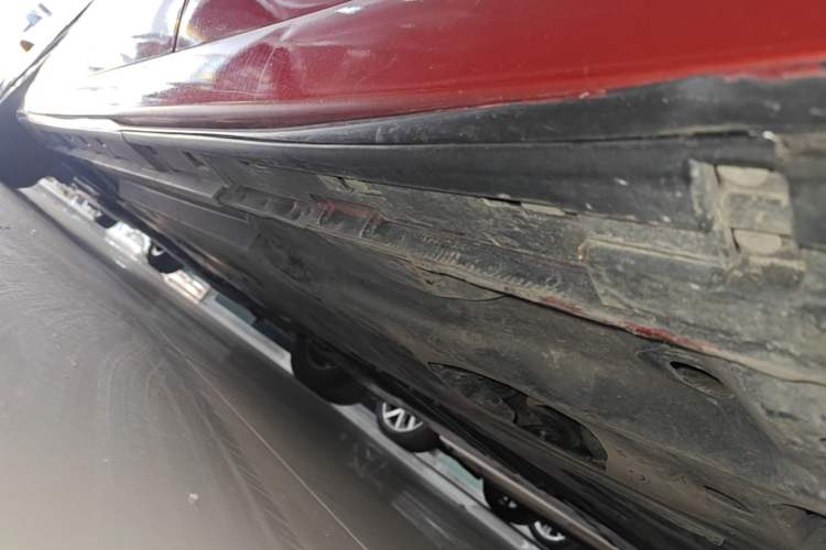Used Mazda 3 Axela 2017 Sedan 1.5L Automatic Comfort Model Emission Standard China V Left Side Sill