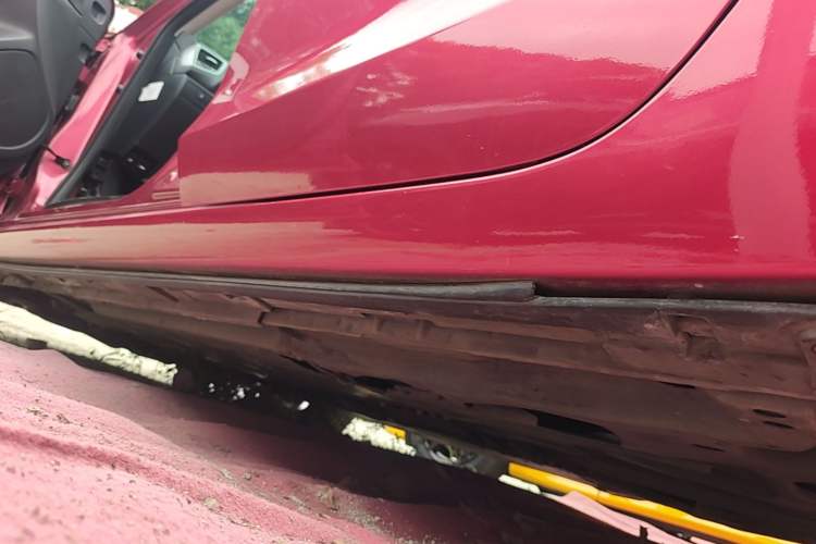 Used Mazda 3 Axela 2017 Sedan 1.5L Automatic Luxury Model Emission Standard China V Left Side Sill