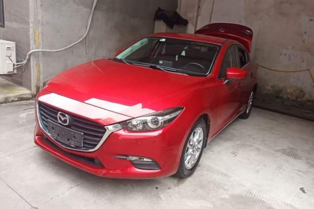 Used Mazda 3 Axela 2017 Sedan 1.5L Automatic Comfort Model Emission Standard China V
