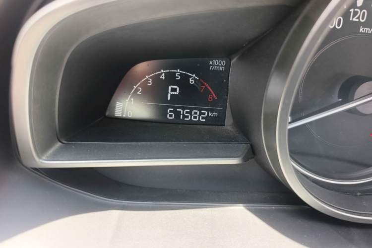 Used Mazda 3 Axela 2017 Sedan 2.0L Automatic Prestige Model China V Standard Odometer Close Up