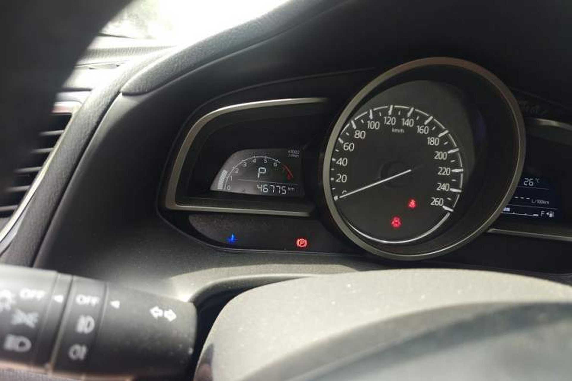 Used Mazda 3 Axela 2017 Sedan 2.0L Automatic Prestige Model China V Standard Odometer Close Up