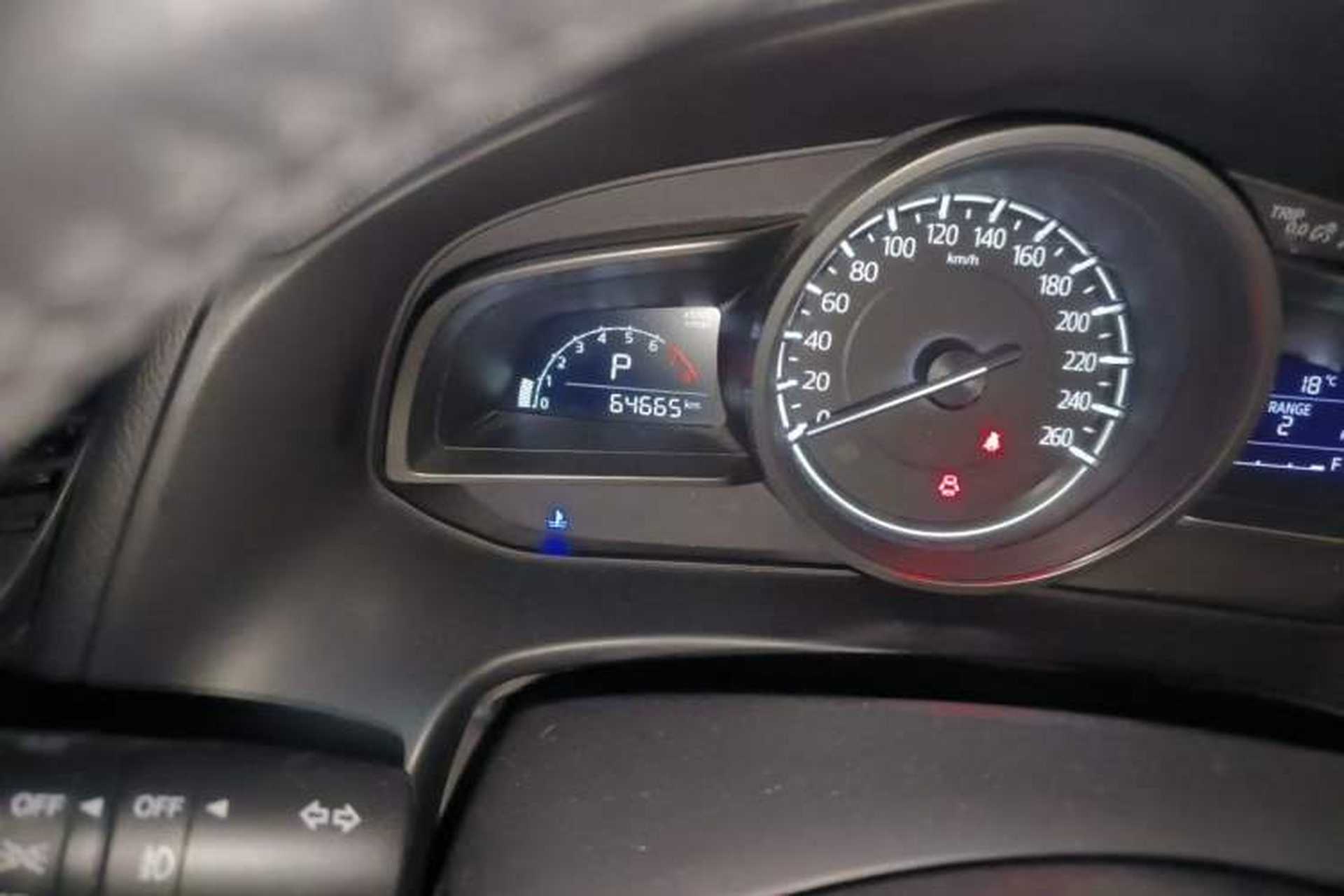 Used Mazda 3 Axela 2017 Sedan 2.0L Automatic Prestige Model China V Standard Odometer Close Up