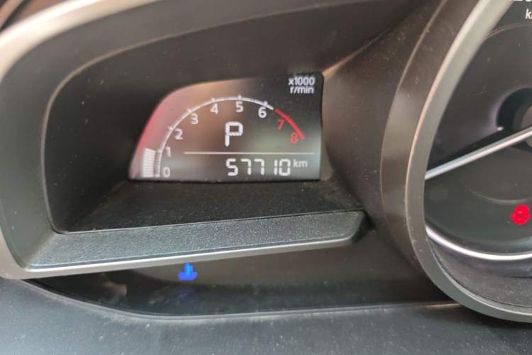Used Mazda 3 Axela 2017 Sedan 1.5L Automatic Comfort Model Emission Standard China V Odometer Close Up