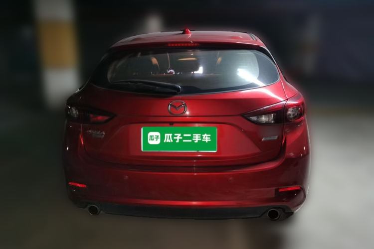 Used Mazda 3 Axela 2017 Hatchback 2.0L Automatic Sport Model China V Emission Standard Rear
