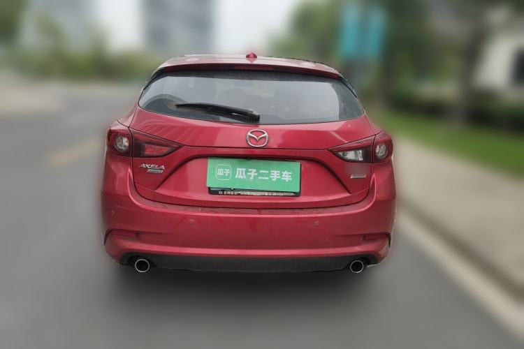 Used Mazda 3 Axela 2017 Hatchback 2.0L Automatic Luxury Model China VI Standard Rear