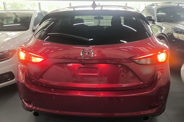 Used Mazda 3 Axela 2017 Hatchback 2.0L Automatic Luxury Model Emission Standard China V Rear