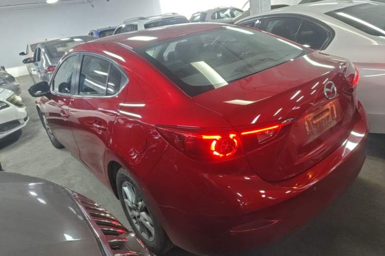 Used Mazda 3 Axela 2017 Sedan 1.5L Automatic Luxury Model Emission Standard China V Rear Left 45 Deg