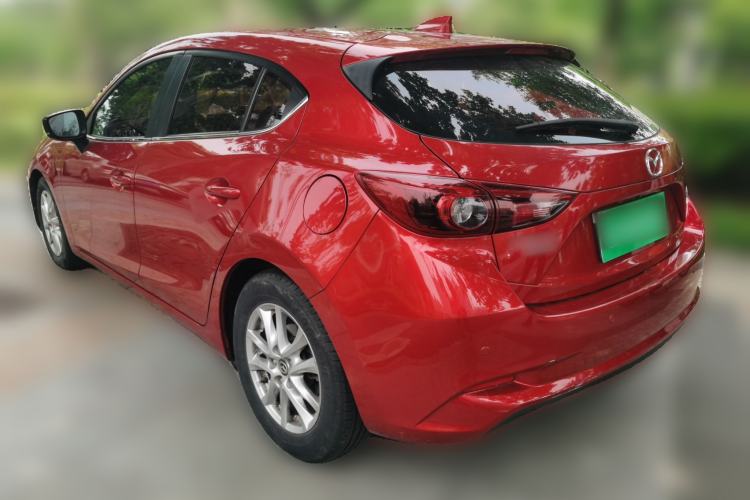 Used Mazda 3 Axela 2017 Hatchback 1.5L Automatic Luxury Model China VI Standard Rear Left 45 Deg