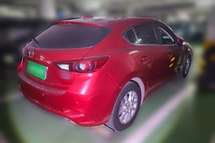 Used Mazda 3 Axela 2017 Hatchback 1.5L Automatic Luxury Model Emission Standard China V Rear Right 45 Deg