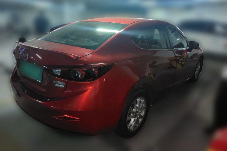 Used Mazda 3 Axela 2017 Sedan 1.5L Automatic Luxury Model China VI Standard Rear Right 45 Deg