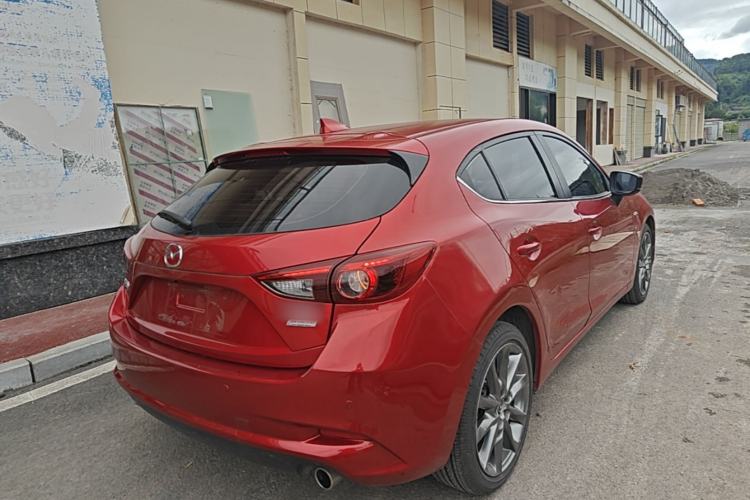 Used Mazda 3 Axela 2017 Hatchback 2.0L Automatic Sport Model China V Emission Standard Rear Right 45 Deg