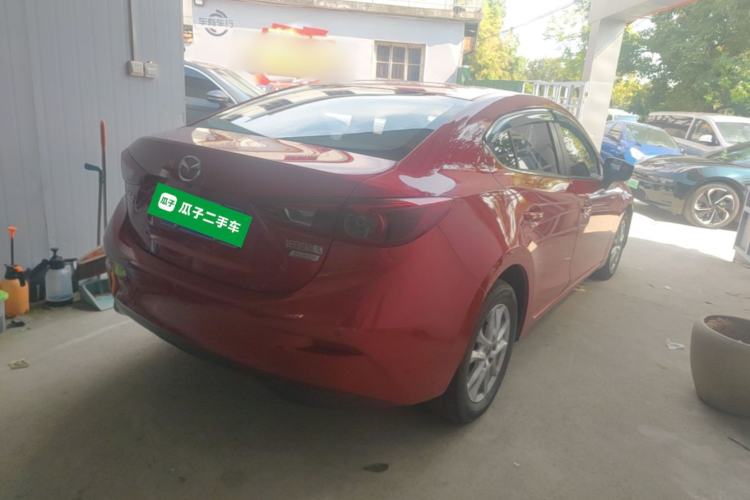 Used Mazda 3 Axela 2017 Sedan 1.5L Manual Luxury Model China VI Standard Rear Right 45 Deg