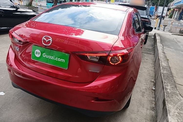 Used Mazda 3 Axela 2017 Sedan 1.5L Automatic Luxury Model China VI Standard Rear Right 45 Deg