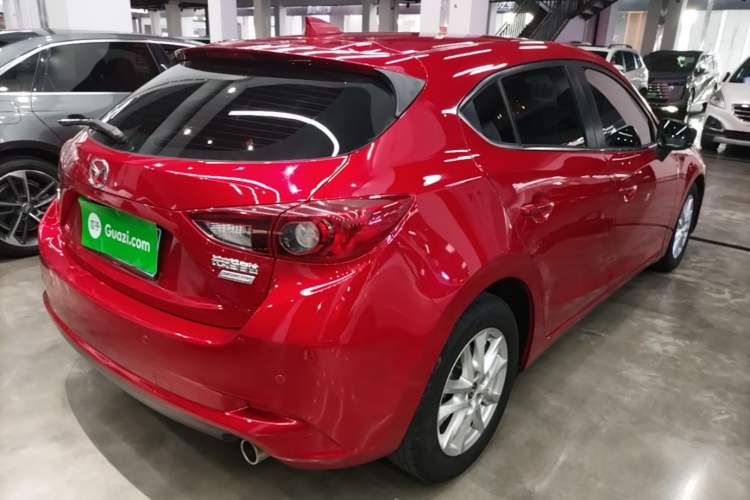 Used Mazda 3 Axela 2017 Hatchback 1.5L Automatic Comfort Model Emission Standard China V Rear Right 45 Deg