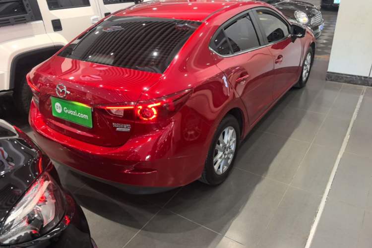 Used Mazda 3 Axela 2017 Sedan 1.5L Automatic Luxury Model Emission Standard China V Rear Right 45 Deg