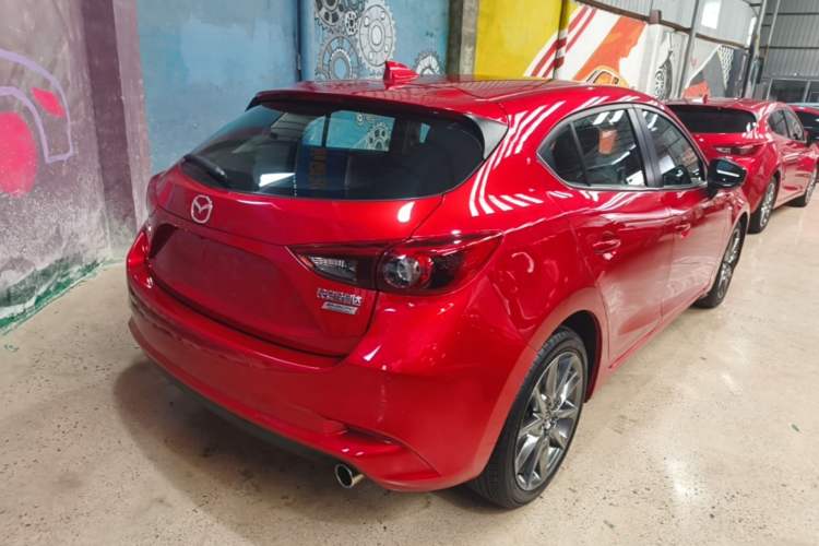 Used Mazda 3 Axela 2017 Hatchback 2.0L Automatic Sport Model China V Emission Standard Rear Right 45 Deg