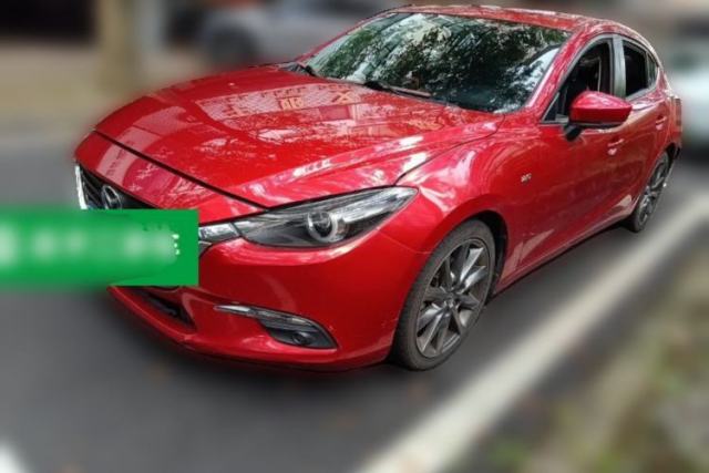 Used Mazda 3 Axela 2017 Hatchback 2.0L Automatic Sport Model China V Emission Standard