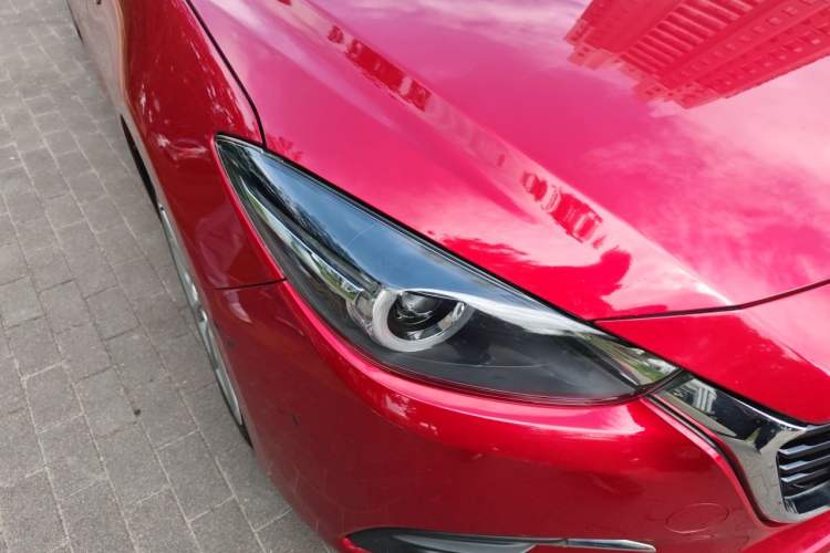 Used Mazda 3 Axela 2017 Sedan 2.0L Automatic Prestige Model China V Standard Right Front Headlight
