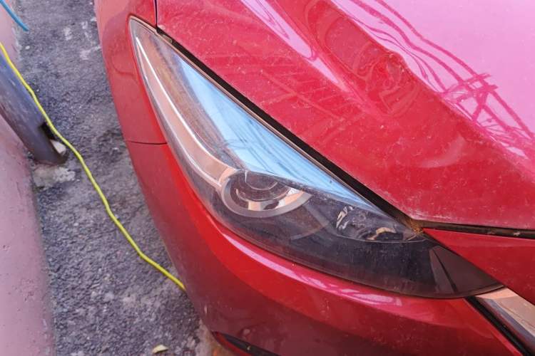 Used Mazda 3 Axela 2017 Sedan 1.5L Automatic Comfort Model Emission Standard China V Right Front Headlight