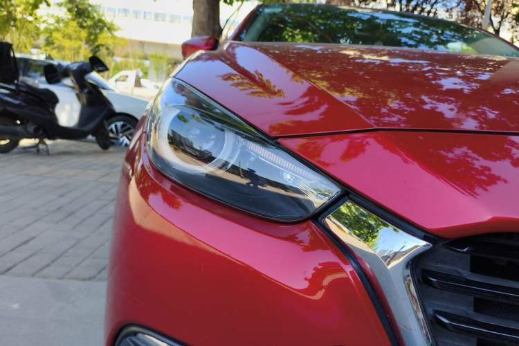 Used Mazda 3 Axela 2017 Sedan 2.0L Automatic Prestige Model China V Standard Right Front Headlight