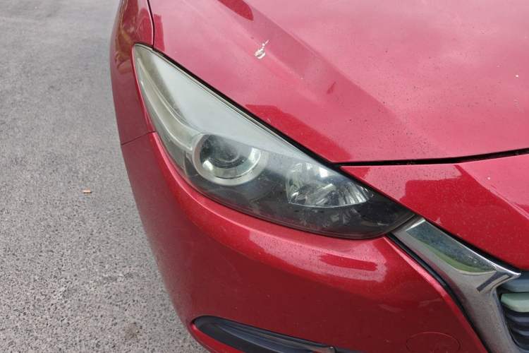 Used Mazda 3 Axela 2017 Sedan 1.5L Automatic Comfort Model Emission Standard China V Right Front Headlight