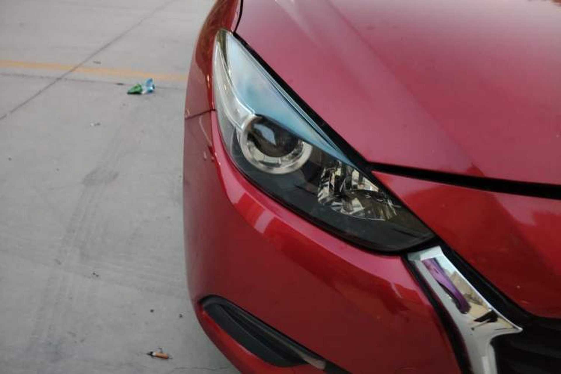 Used Mazda 3 Axela 2017 Sedan 1.5L Automatic Comfort Model Emission Standard China V Right Front Headlight