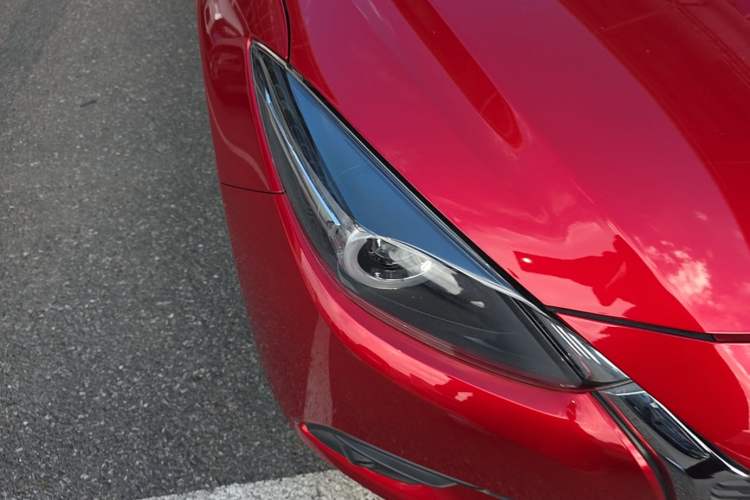 Used Mazda 3 Axela 2017 Sedan 1.5L Automatic Luxury Model Emission Standard China V Right Front Headlight