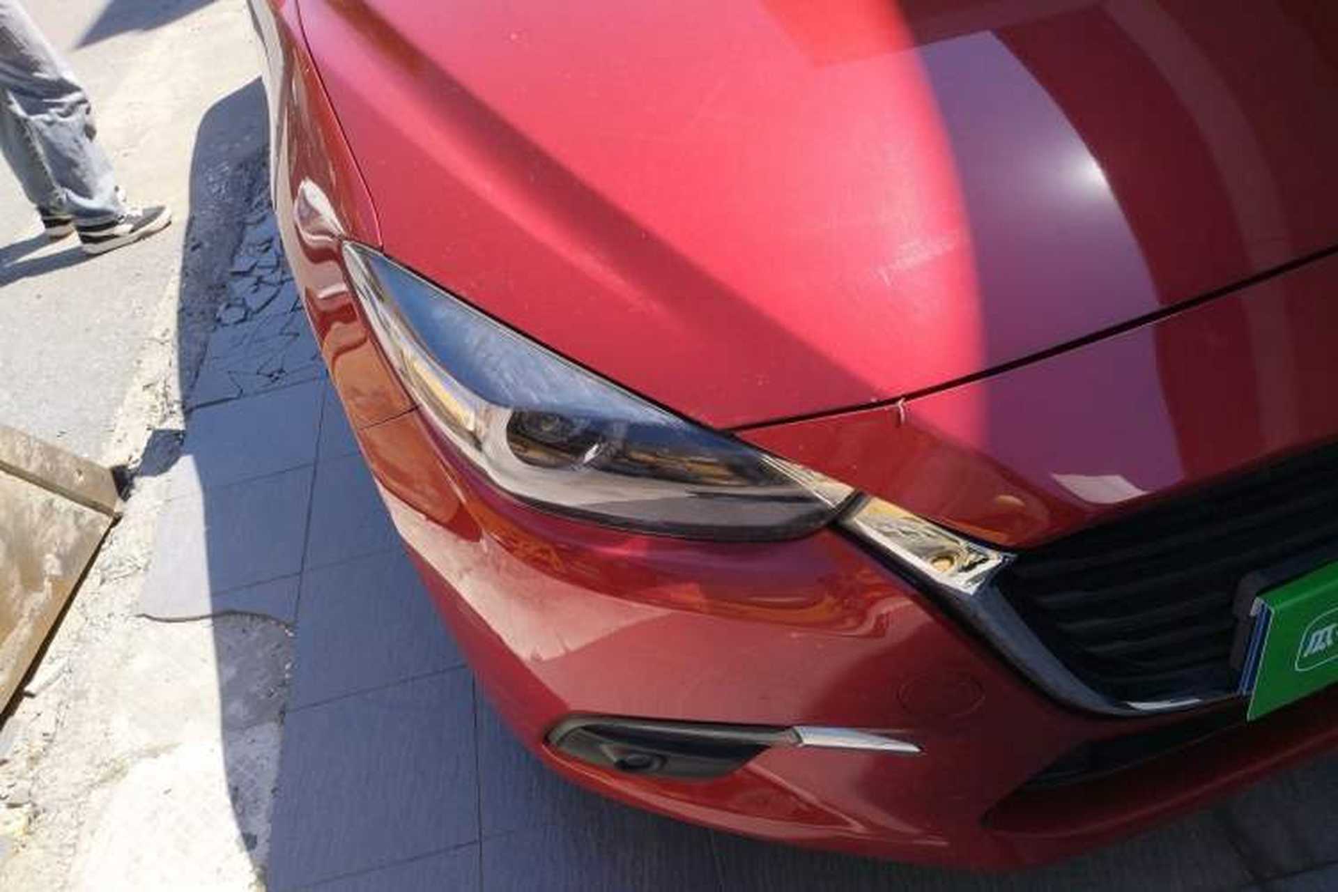 Used Mazda 3 Axela 2017 Sedan 1.5L Automatic Luxury Model Emission Standard China V Right Front Headlight
