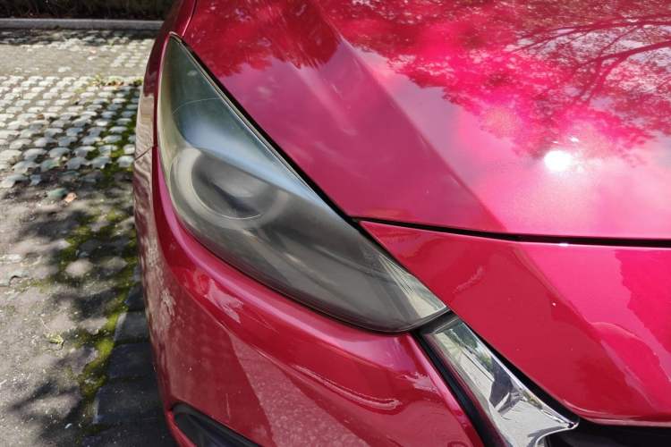 Used Mazda 3 Axela 2017 Sedan 1.5L Automatic Luxury Model Emission Standard China V Right Front Headlight