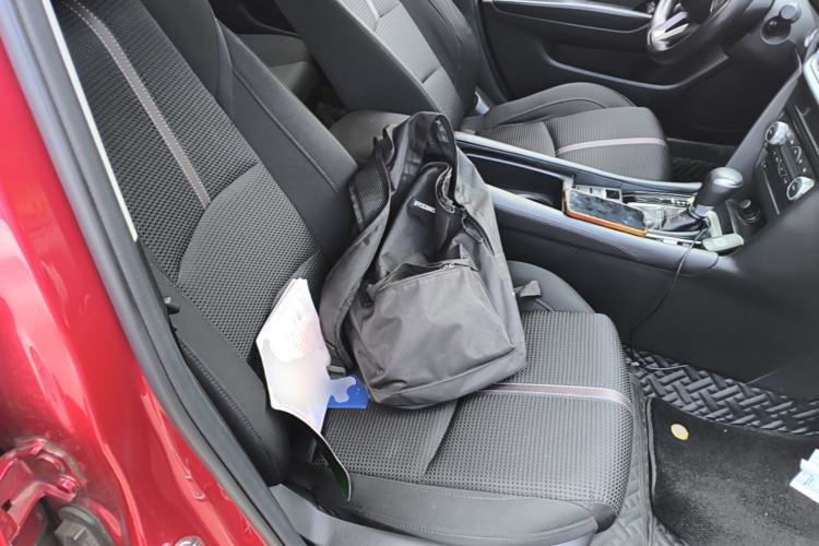 Used Mazda 3 Axela 2017 Sedan 1.5L Automatic Luxury Model Emission Standard China V Right Front Seat