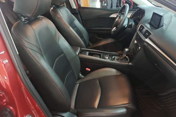 Used Mazda 3 Axela 2017 Hatchback 2.0L Automatic Luxury Model Emission Standard China V Right Front Seat