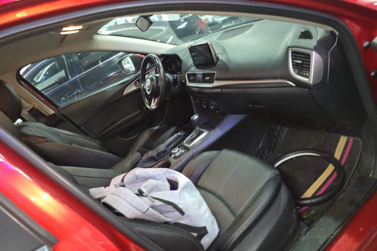 Used Mazda 3 Axela 2017 Sedan 1.5L Automatic Comfort Model Emission Standard China V Right Front Seat